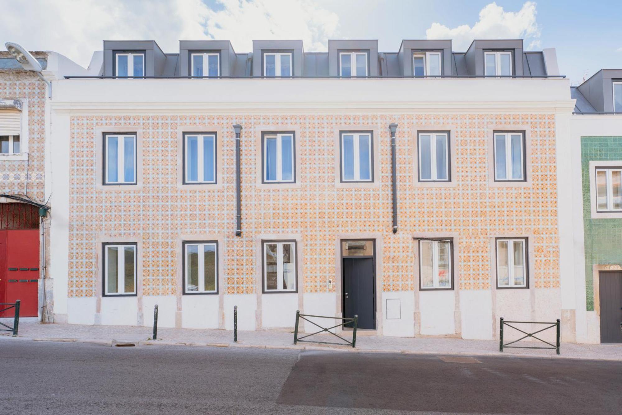 Mary Orange - No 236 1e - Sophisticated Two-bedroom Getaway Lisbon